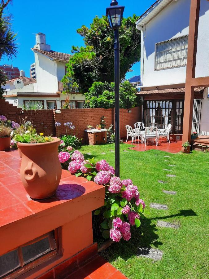 Posada De La Villa Villa Gesell Esterno foto